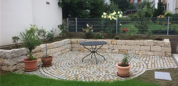Wege und Plätze Garten Reiter GmbH